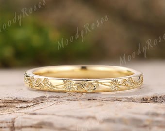 Anillo de boda único con flores silvestres, anillo con la flor de nacimiento, anillo apilable, regalo de aniversario para ella, alianza de boda de oro de 14k con flores y hojas talladas.