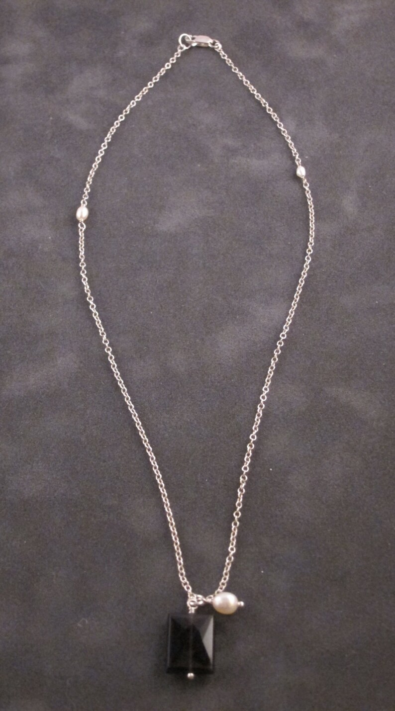 V3 Jewelry Set of Two Sterling Silver with Freshwater Pearl and Smoky Quartz Stud Earring main image 1