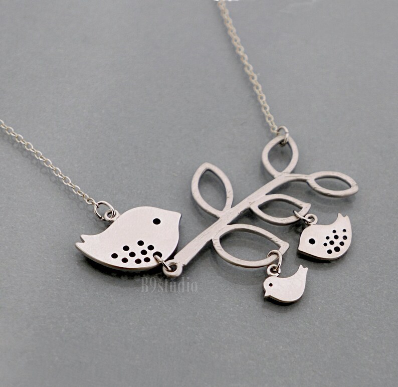 Mother Birds Necklace, mama with two kids necklace, Silver or Gold, Jewelry gift for her image 2