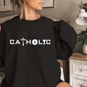 Marian Catholic T-Shirt, Virgin Mary T-shirt, Catholic Gifts For Women, Catholic T-shirt, Marian Cross Shirt, Floral Women Religious Shirts