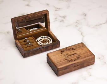 Personalized Wooden Jewelry Box: Birth Flower Jewelry Box, Travel Jewelry Organizer, Jewelry Box with Name, Bridesmaid Gift