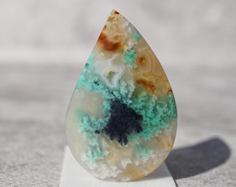 Cabujón único; Origen Ternate Mineral Indonesia; Ágata plumosa; Ópalo azul; Tamaño 30 mm x 19,5 mm x 5 mm Turquesa musgosa Piedra Gema rara Musgosa