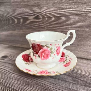 England Unique Ceramic Coffee Cup Sets with Rose Painting, Ceramic Coffee Cup with Saucer, Pottery Tea Cup, Fine Bone China