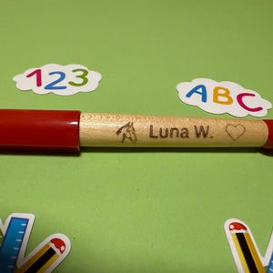 stylo plume LAMY personnalisé avec manche en bois