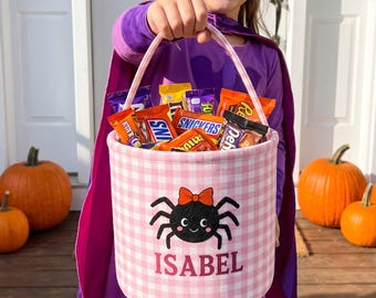 Cesta personalizada para pedir dulces para niños, bolsa de dulces de Halloween con nombre personalizado, cesta de Halloween con estampado de cuadros, regalo de Halloween con temática de fantasmas y calabazas