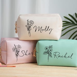 Personalized Birth Flower Makeup Bag, Custom Bridesmaid Toiletry Bag, Bridesmaid Gift, Bachelorette Party Favor, Bridal Shower, Cosmetic Bag