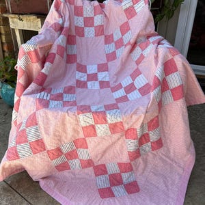 Vintage Nine Patch Quilt: Hand-Quilted Patchwork Blanket Throw