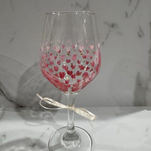 Valentine’s Day Hand-Painted Wine Glass – Heart Design
