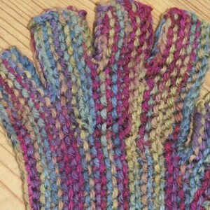 Fingerless gloves pattern, Easy to knit pattern, Worsted Weight, Downloadable PDF, beginning knit pattern, learn to knit, one skein project, image 4
