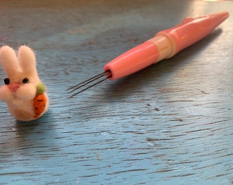 Heidifeathers Pink Pen / Handle for 3 Needles - Needle felting handle tool