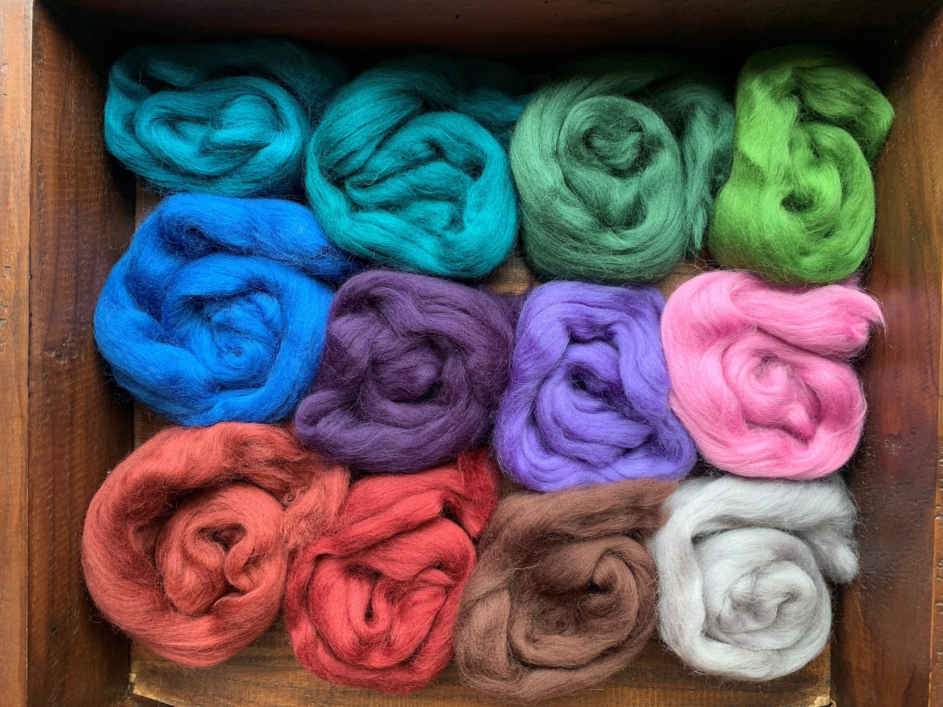 Felting Wool 12 Colors Set, Rainbow Colors, 120g/4.2 Oz, Needle Felting Wool,  Wool Roving for Felting, Felting Fiber, Merino Wool 