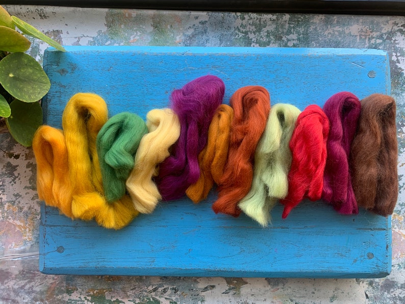 Heidifeathers® Mixed Wool Nepps - Slubs, Burrs for Felting and Spinning 10g | UK