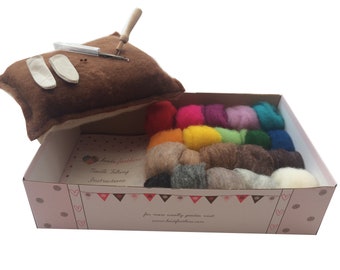 Heidifeathers Eco Boxed Carded Wool Starter Needle Felting Kit - with Recycled Wool Mat and Compostable packaging