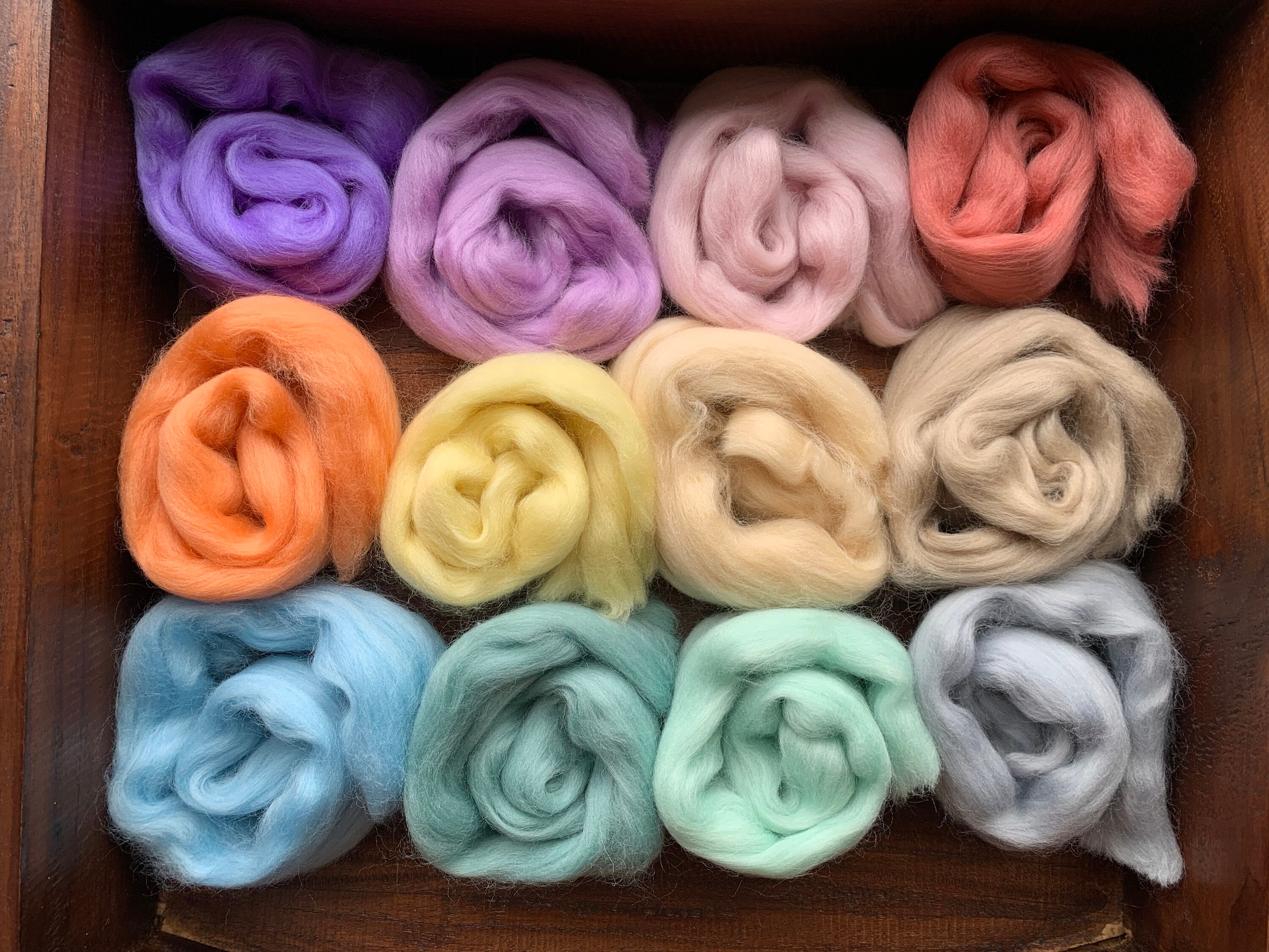 Heidifeathers Merino Wool Roving Pack | Felting & Spinning Tops In Assorted Colors
