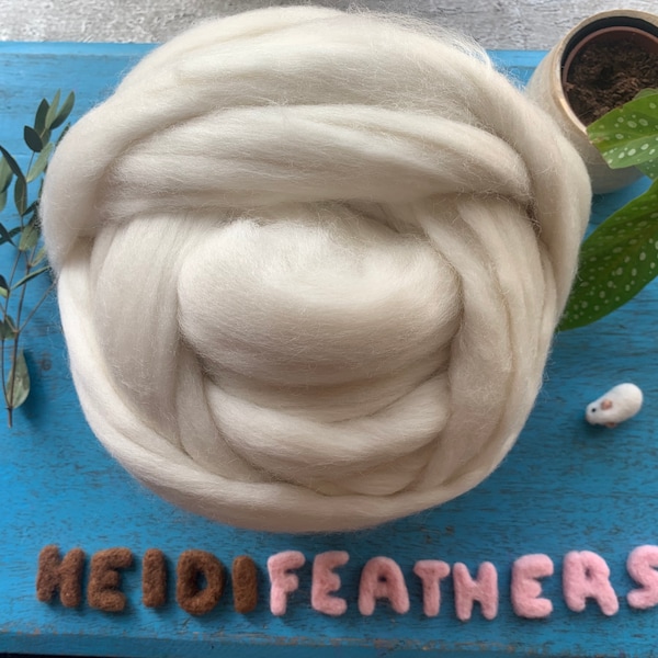 Heidifeathers Organic Natural White Merino Wool Roving / Tops 500g / 17.50oz