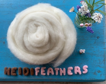 Heidifeathers Core Wool for Needle Felting - FAST FELTING - Carded Sliver Amature Wrapping Natural Wool