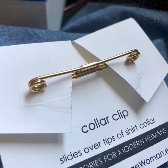 Gold Tone Swank Collar Bar, Coil End Collar Holder