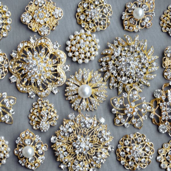 Button Brooch - Etsy