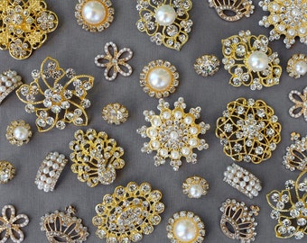 SALE 20 Gold Assorted Rhinestone Button Brooch Embellishment Pearl Crystal Wedding Brooch Bouquet Cake Hair Comb Clip BT986