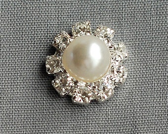 20 Rhinestone Buttons Silver Round Pearl Crystal Hair Flower Comb Clip Wedding Invitation Scrapbooking Napkin Ring BT108