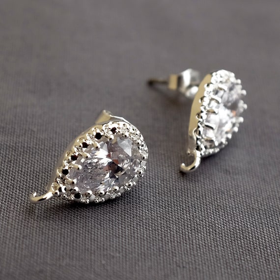 Nuevo!! Par De Plata Esterlina 925 En Forma De Lágrima Con Piedra Zarcillos!