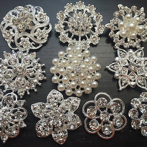 SALE 10 pcs Assorted Rhinestone Button Brooch Embellishment Pearl Crystal Button Wedding Brooch Bouquet Cake Hair Comb BT165