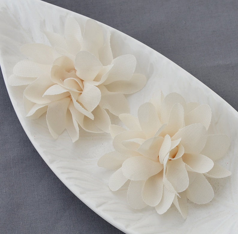 20 pcs Ivory Chiffon Flower Soft Chiffon Fabric Silk Rose Flower Bridal Wedding Garter Baby Hair Comb Headband Shoe Clip Pin SF108 image 1