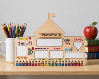 Panneau personnalisé premier jour d'école pour enfants, cadeau personnalisé en bois pour tableau des jalons, BTSS11