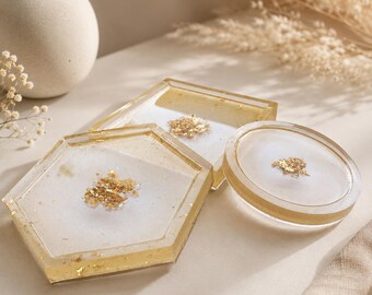 Handmade Gold Flake Resin Coasters, Clear Drink Set, Jewelry Dish (Mixed Shapes)
