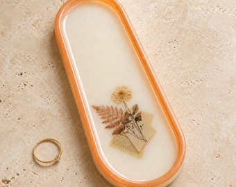 Handmade Pressed Flower Resin Tray, Floral Jewelry Vanity Dish, Coffee Serving Decor