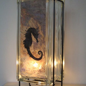 Seahorse lamp, seahorse lighted glass block, retro seahorse nightlight, beach decor, ocean decor, beach house, seahorse art Bild 2