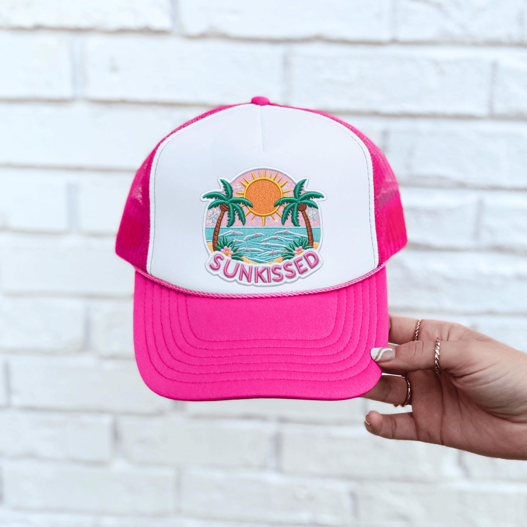 Sunkissed Trucker Hat – Two-Tone Vintage Summer Hat, Cute Beach Hat for Women, Aesthetic Trucker Cap, Coastal Cowgirl Hat, Sunshine Lover Gi