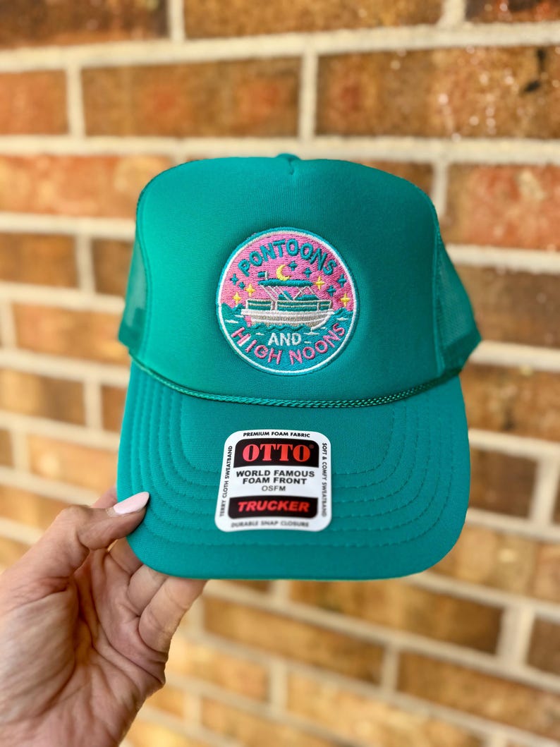 Pontoons and High Noons Trucker Hat – Lake Hair, Don’t Care Vibes – Funny Summer Snapback – Boat Day Essential – Bachelorette Party Hat afbeelding 4