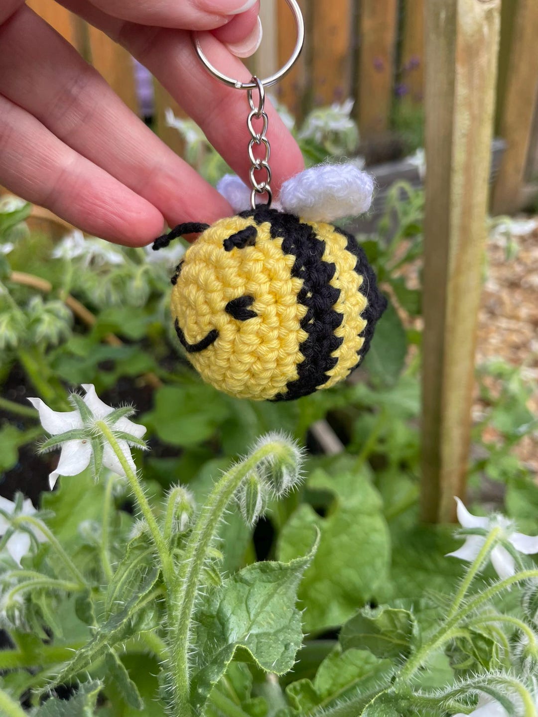 Crochet Bee Keyring, Palm-sized Keychain - Etsy
