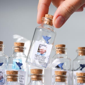Funeral Favors In Bulk to Remember of Grandpa, Celebration for Life Favors, Memorial Favors For Guests, Message in a Bottle Photo Keepsake