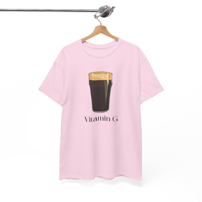 Koszulka z nadrukiem piwa Guinness: witamina G (w stylu irlandzkiego pubu) zdjęcie 7