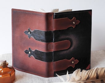 Large brown leather journal, leather diary, medieval style journal with vintage old pages, blank book - The Knight