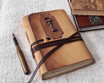 leather journal, beige leather diary, vintage style cover with old key, handmade leather notebook, pocket travel diary, vintage style paper