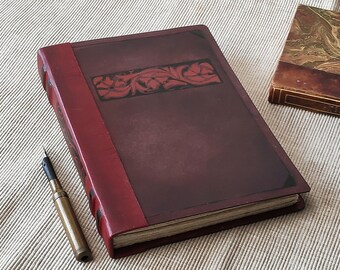 Classic Leather Journal: Timeless Vintage Red Diary, Elegant Blank Book with Quality Paper for Drawing and Writing, Artist Sketchbook OOAK