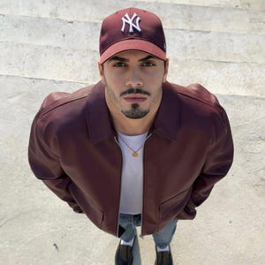 Blouson aviateur homme en cuir d'agneau véritable - Blouson en cuir rouge bordeaux avec design vintage, vêtement d'extérieur doux et élégant, soirée formelle décontractée