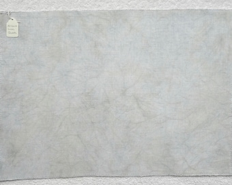 Quartz, 32 count linen suitable for cross-stitch