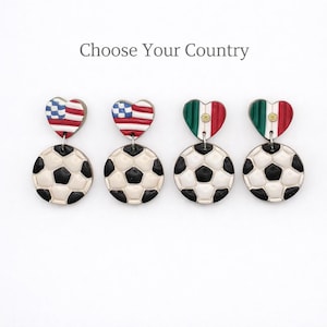 Pendientes de balón de fútbol con la bandera de tu país y corazón: joyería ligera para el día del partido