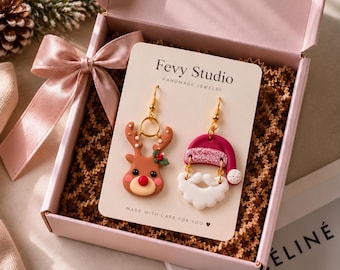 Pendientes de arcilla polimérica con diseño de renos y Papá Noel, joyería navideña colgante hecha a mano.