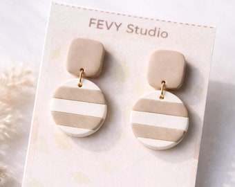 Pendientes colgantes minimalistas de rayas beige • Joyería clásica para todos los días • Regalo bohemio chic neutro • Pendientes ligeros y atemporales