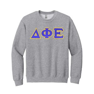 Sudadera de cuello redondo con letras griegas de la hermandad Delta Phi Epsilon