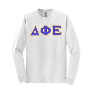 Camiseta de manga larga con letras griegas de la hermandad Delta Phi Epsilon