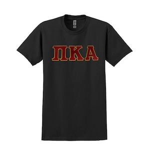 Camiseta con letras griegas de la fraternidad Pi Kappa Alpha