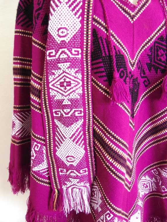 70s wool poncho from Ecuador size any - image 8