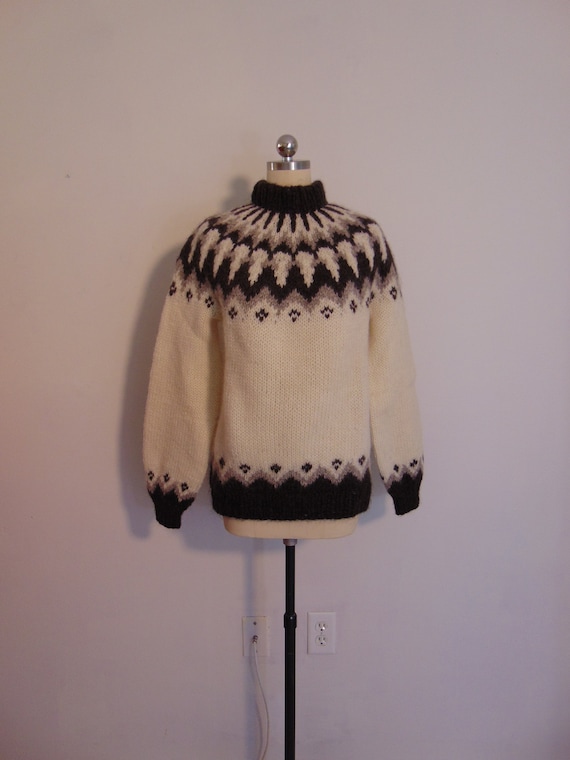 70s Men's Fair Isle wool sweater from Iceland size