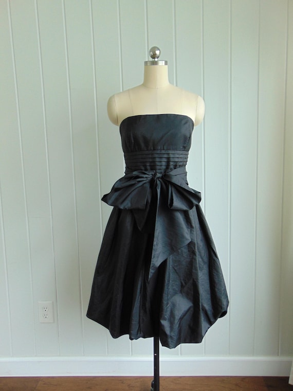 80s Black strapless bubble skirt cocktail dress size medium 80s Black strapless bubble skirt cocktail dress size medium